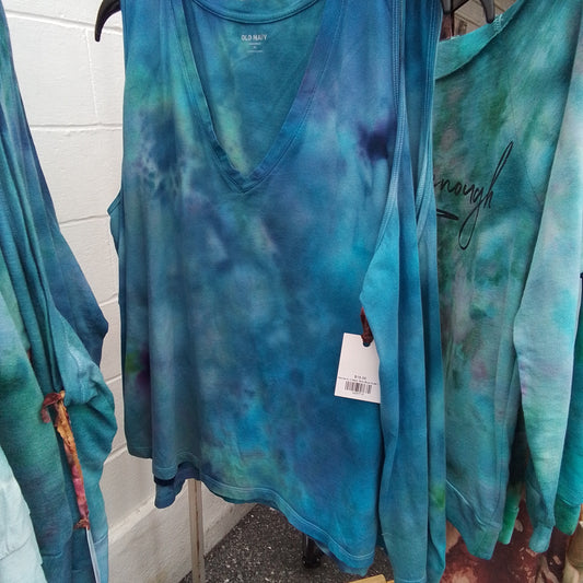 Women's V-Neck Tank Blue Hues