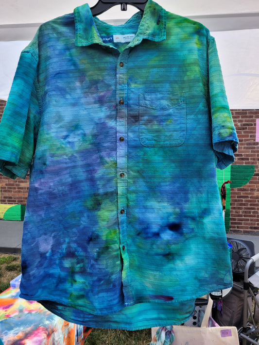 Short-sleeved Button-down Shirt, Limited Edition Mini Collection, Gender Neutral Sizing